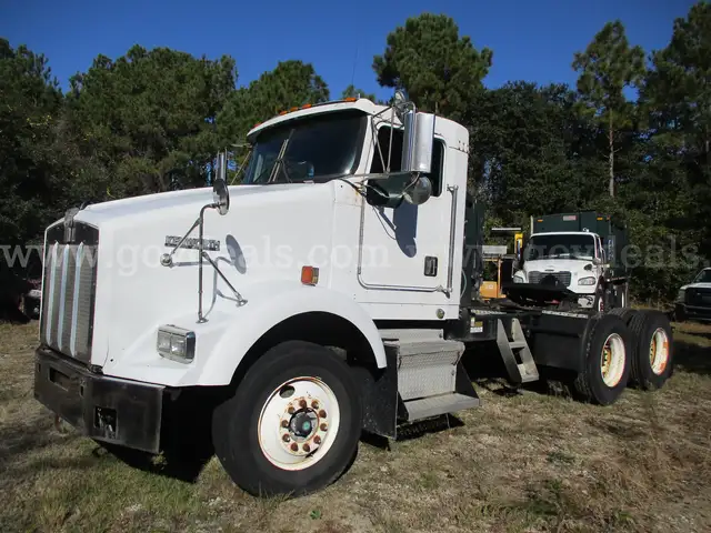 2000 Kenworth T800