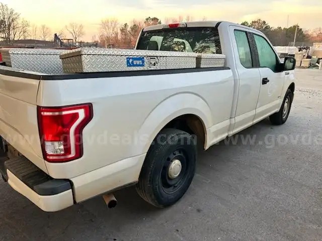 2017 Ford F-150 XL SuperCab 6.5-ft. Bed 2WD