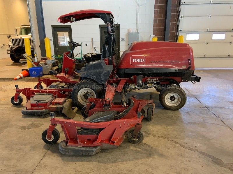 Toro groundsmaster 5900 online for sale