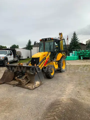 New Holland B110C