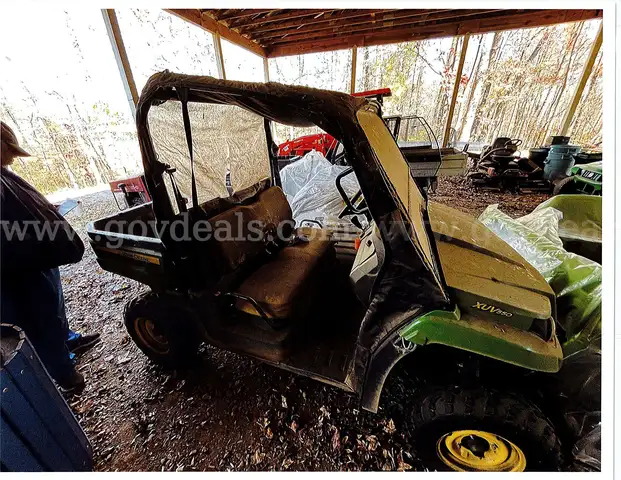 XUV 550 John Deere Gator