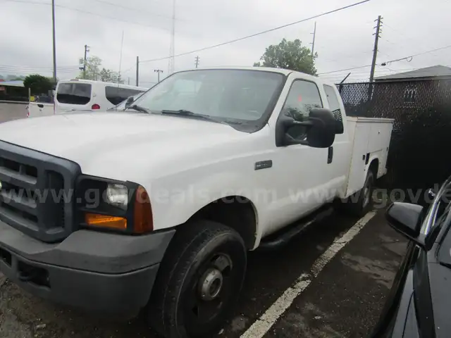 2006 Ford F-250 SD XL SuperCab 4WD