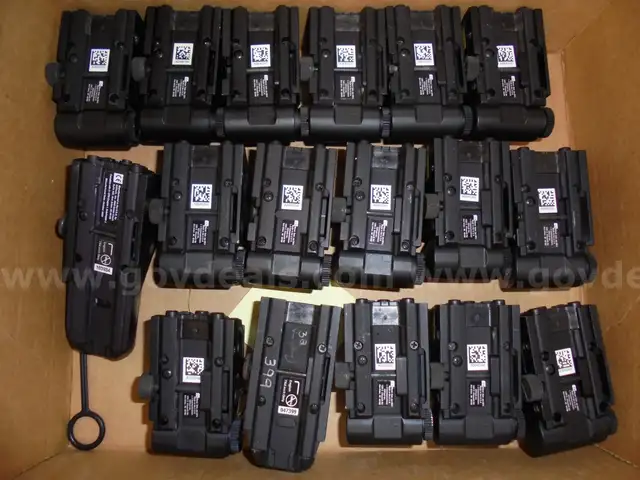 1 Lot of Eighteen (18) EOtech Rifle Optics