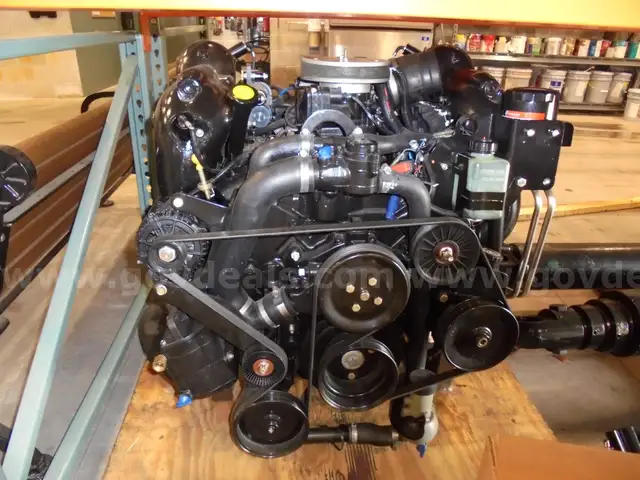 Mercury Mercruiser Mag Boat Engine