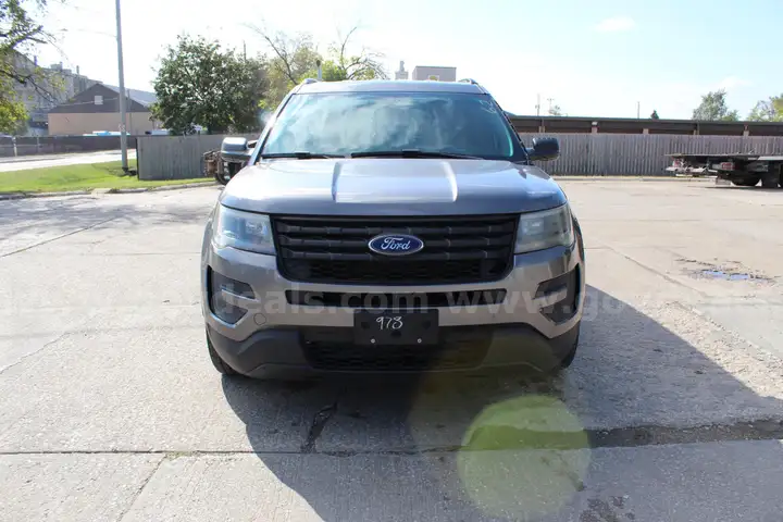 2016 Ford Explorer