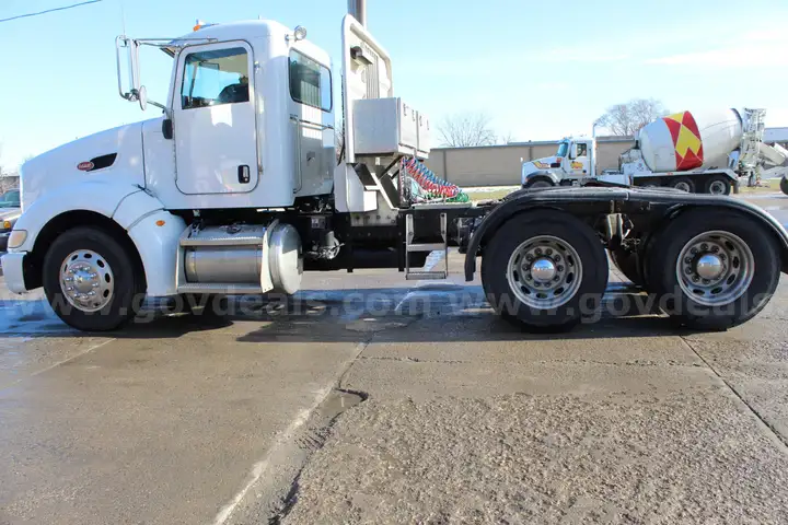 2008 Peterbilt 386