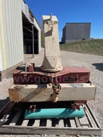 Lundell Snowblower - Operational