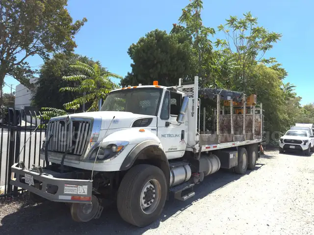 2011 International WorkStar 7600