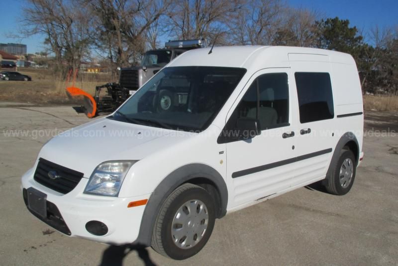 2013 ford transit connect cargo store van xlt