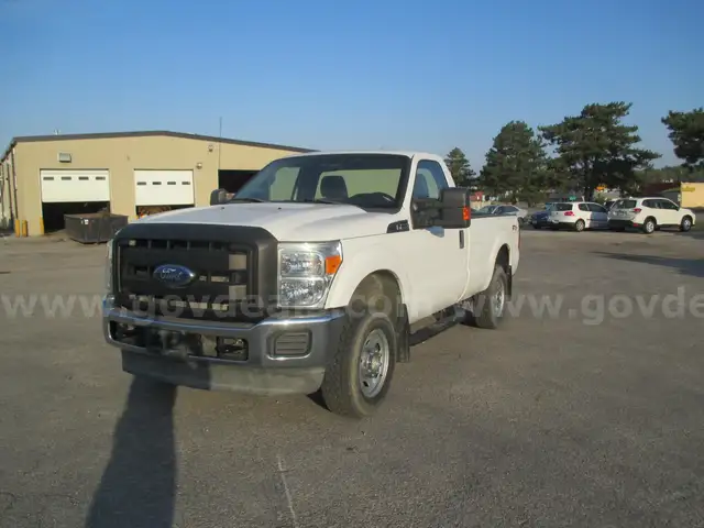 2011 Ford F-250 XL Super Duty 4WD