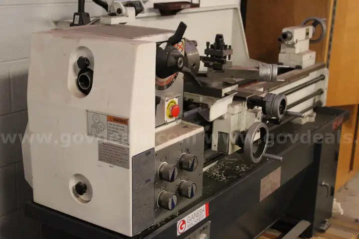 GANESH GT-1340 ENGINE LATHE