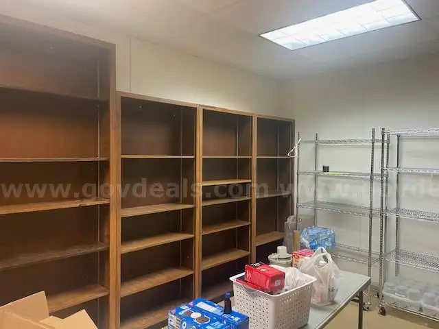 Used-bookshelves