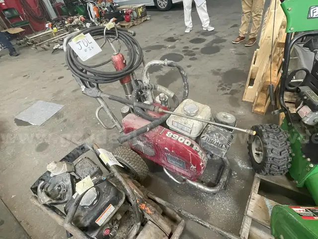 TITAN POWER SPRAYER PT8900 PLUS