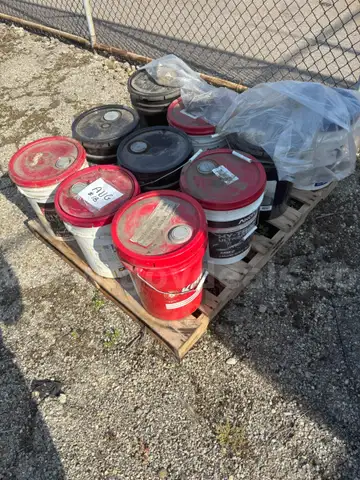 10 - 5 gallon containers of  Miscellaneous Hydraulic Oil