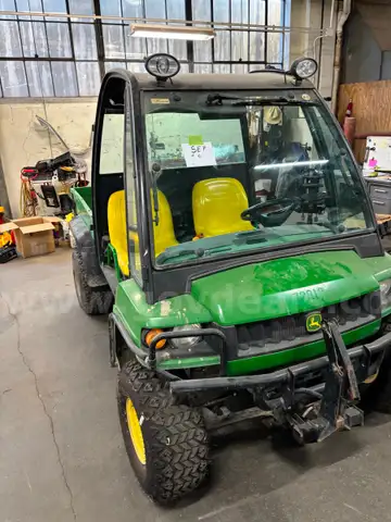 John Deere Gator HPX 4x4 ATV