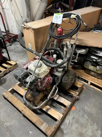Titan Power Sprayer PT8900PLUS