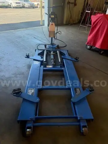 Titan 6,000 lb. Mid Rise Scissor Lift. Used very little. Great for body work, detailing, and brake jobs.