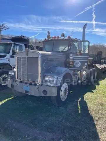1981 Kenworth and 1978 Lowboy