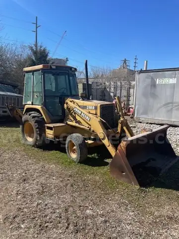 John Deere 310
