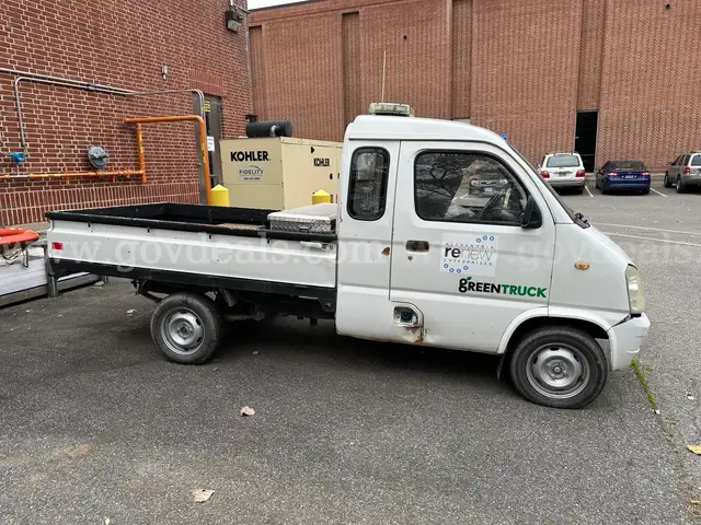 Vantage Electric Pickup Truck - NOT WORKING- FOR PARTS