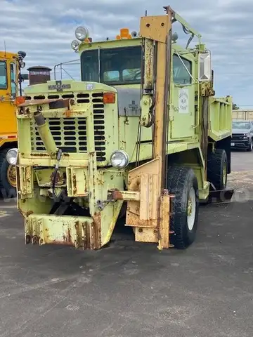 1980 Oshkosh Dump Truck with Belly Plow