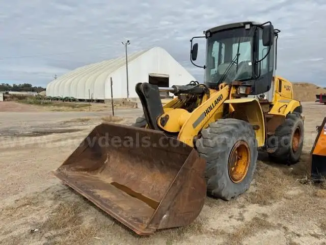 2007 New Holland W130 Loader