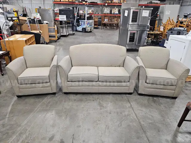 3-PIECE SOFA AND CHAIRS