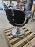 SALON CHAIR