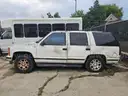 1997 Chevrolet Tahoe (ABANDON VEHICLE) ( NO KEYS AND NO TITLE)