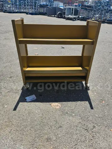 ROLLING METAL CART (27IN H X 28IN W X 13IN D)