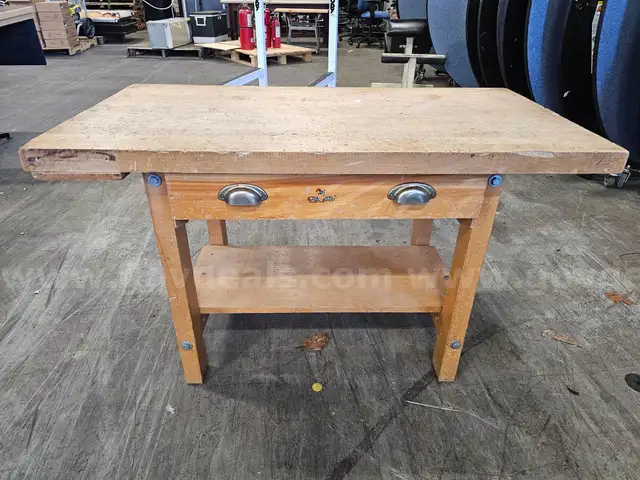 CHILDCRAFT TABLE (42IN L X 22IN W X 25IN H)