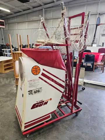 BASKETBALL SHOOTING MACHINE