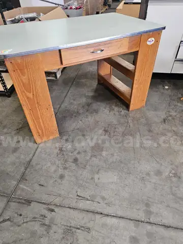 WOODEN DESK (30IN H X 48IN W X 30IN D)