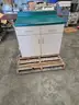 STORAGE CABINET WITH TOP (30IN H X 36IN W X 24IN D)