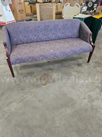COUCH (68IN LONG)