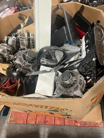 ONE PALLET OF ASSORTED LAW ENFORCEMENT CRUISER PARTS (UNKNOWN YEARS AND MODEL)