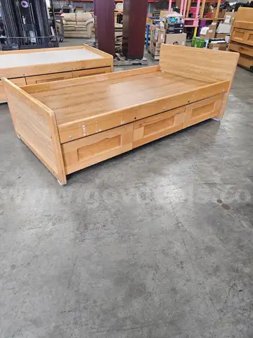 (2) WOODEN TWIN SIZE BEDS WITH STORAGE DRAWERS (79IN L X 40IN W X 27IN H)