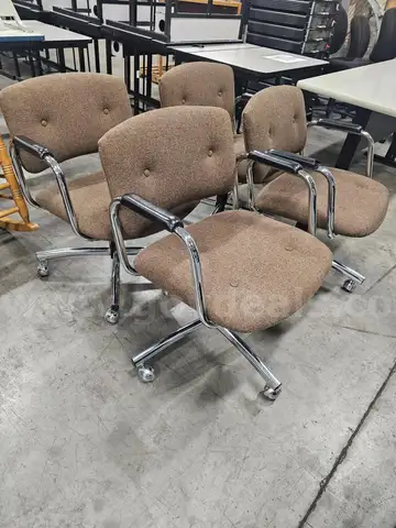 (4) MATCHING ROLLING OFFICE CHAIRS