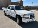 2004 GMC Sierra 2500 SLE Crew Cab 4WD (NO TITLE)