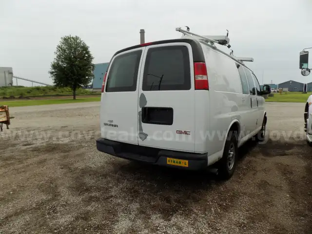 2004 GMC Savana