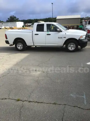 2018 Dodge 4X4 1/2 Ton