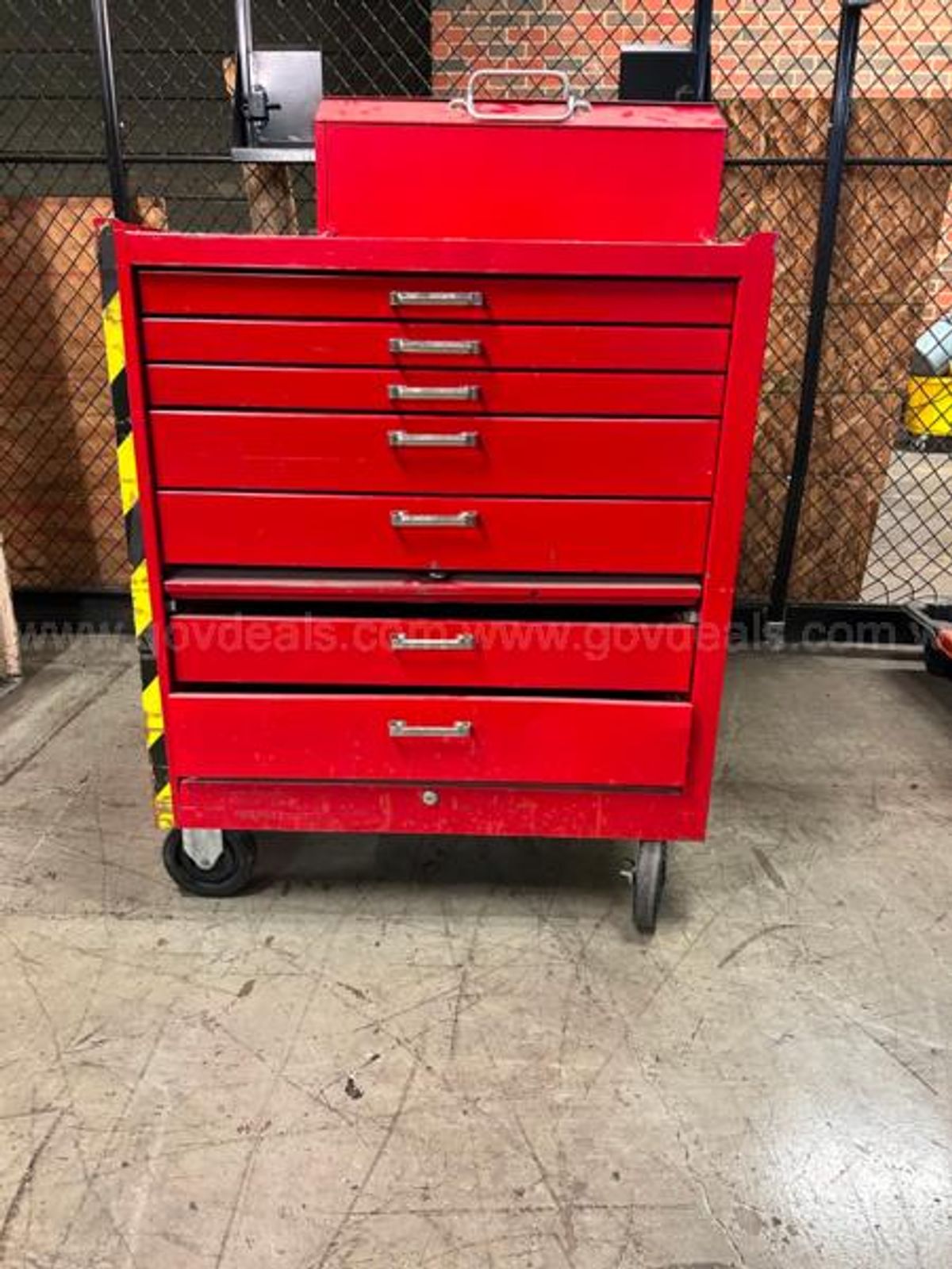 Used ToolBox #156 | AllSurplus