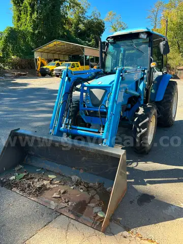 2009 LS U5030 Tractor