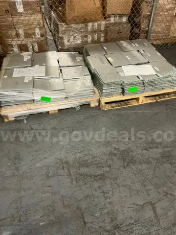 2 pallets of hp elite book laptops * PICKUP ONLY* *NO HARD DRIVES INCLUDED**