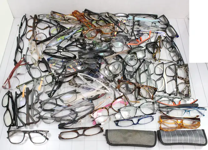 Approx. 6 lbs. of Assorted Eye/Reading glasses, #34361, **PICK UP ONLY**