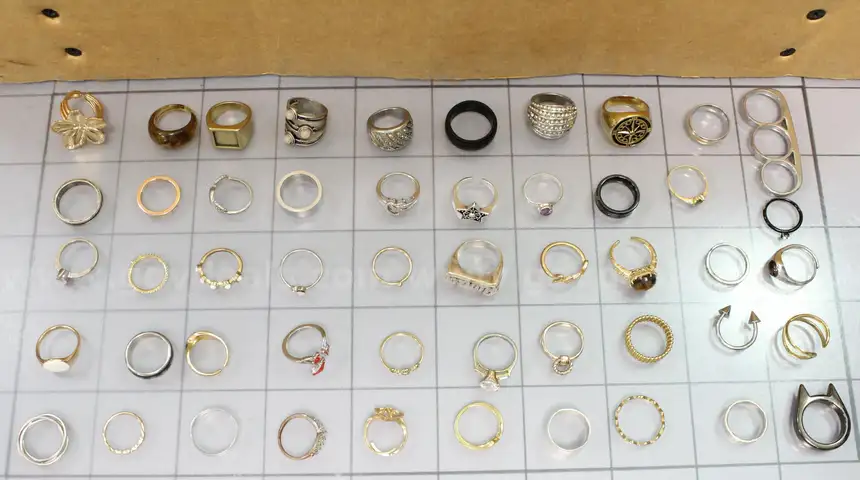 Approx. 1 lb. of Assorted Rings, #34414