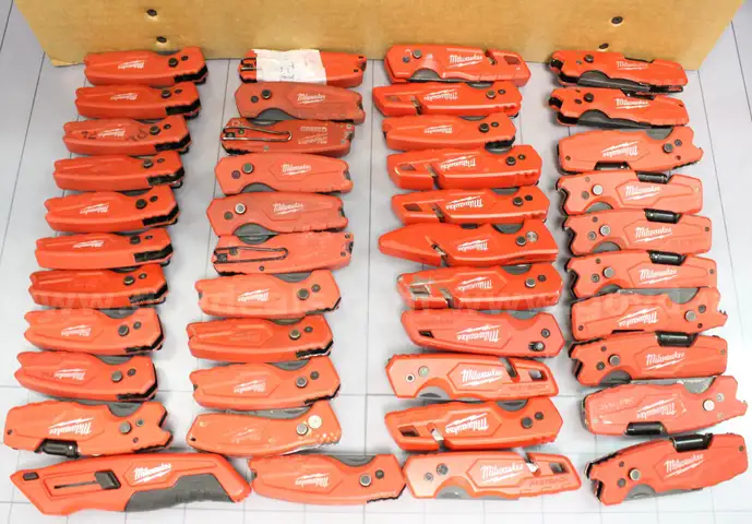 Approx. 11 lbs. of Assorted Box Cutters/Utility Knives, #33785