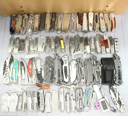 Approximately 13 lbs. of Assorted Silver Tone Knives, #33944