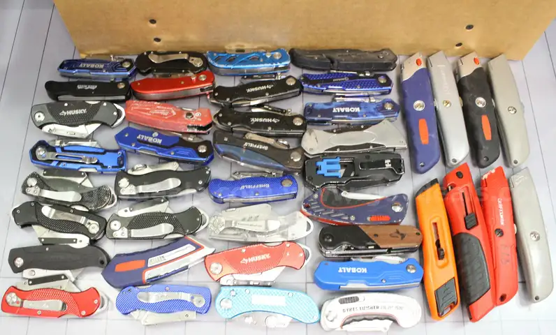 Approx. 11 lbs. of Assorted Box Cutters/Utility Knives, #33789