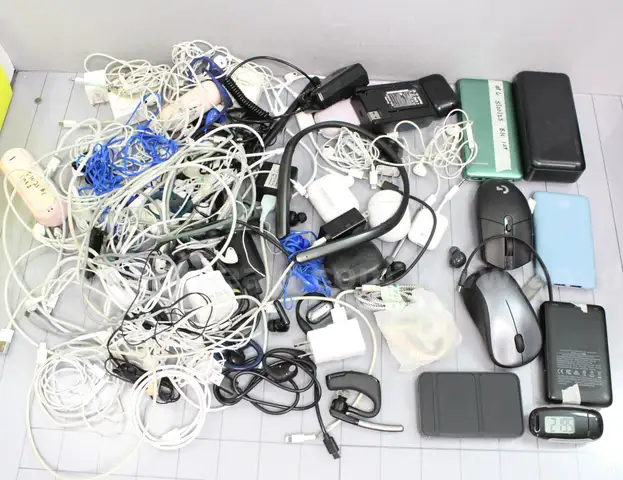 Approximately 8 lbs. of Misc. Electronics/Access./Etc., #34190